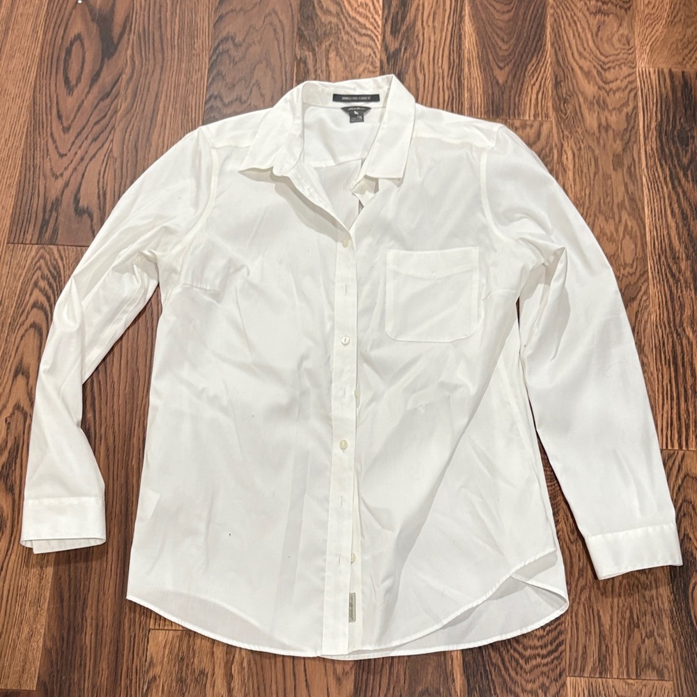 Eddie Bauer Men's White Casual Button Down Shirt